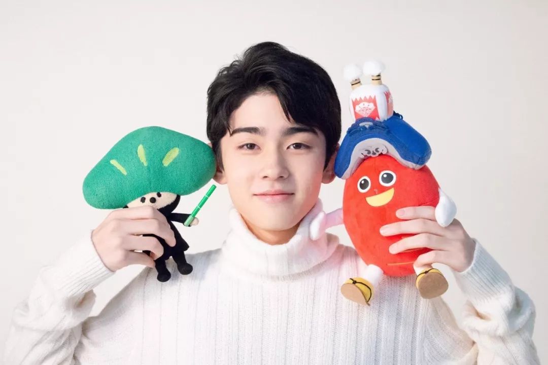 从软萌正太到美艳艺伎,日本天后松隆子的亲侄子收获无数姐姐粉!