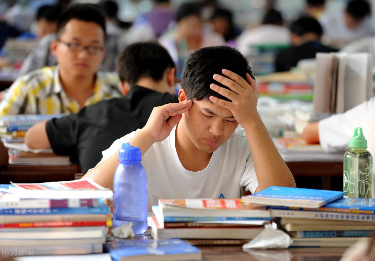 硕士进中国电信好找工作吗,研究生在电信的年收入