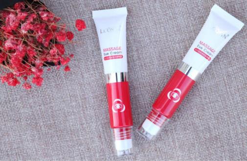 淡化眼纹黑眼圈的方法,女人眼睛看起来很显老要怎样调理