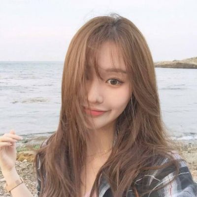 别脱,床边有个摄像头!*拍偷**产业链下,中国人再无隐私