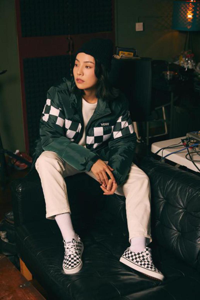 vans果然还是棋盘格最耐看,vans光感棋盘格