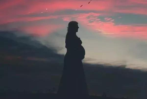 怀孕了感觉老公并没有多照顾自己,我怀孕不想要这个孩子怎么办