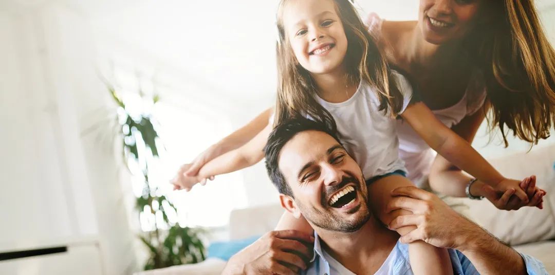 孩子太黏人怎么引导,孩子粘人怎么治疗