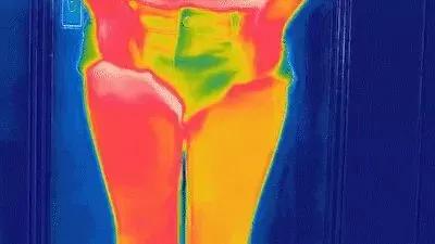 这条打*裤底**堪称裤子界小米,燃脂提臀还滋润身体,重点是自带磁疗