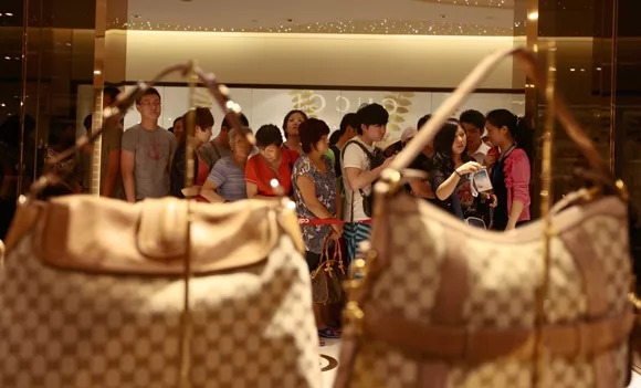 中国人去日本抢购马桶盖事件,国人疯狂抢购马桶盖