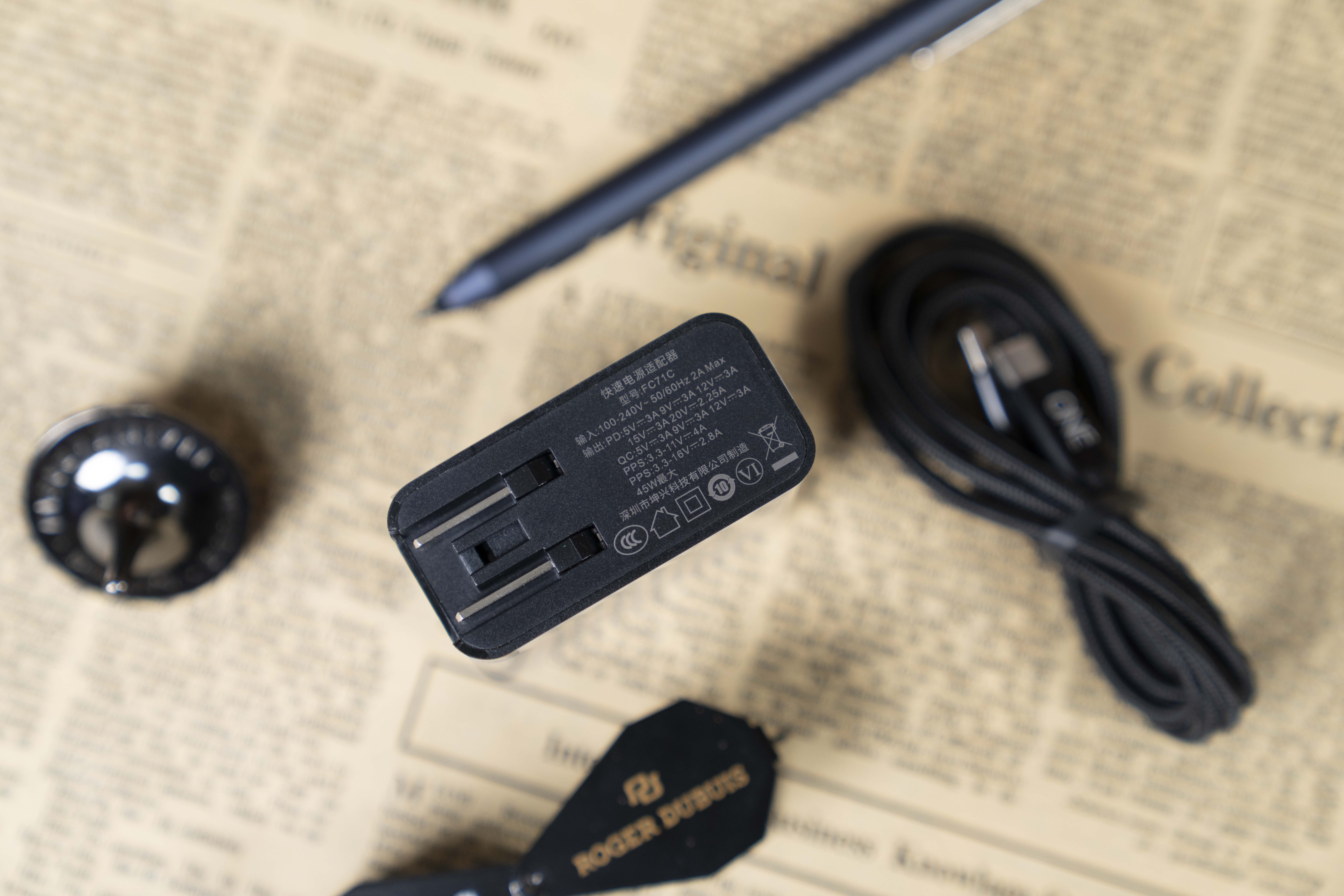 掌上电脑壹号本4代,移动办公便携笔记本推荐