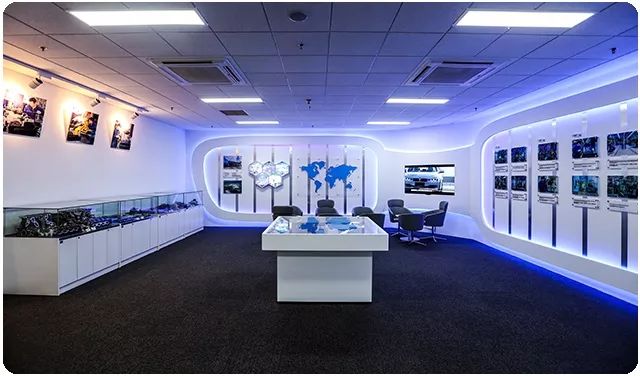 宝马中国合资厂,宝马中国和谁合资