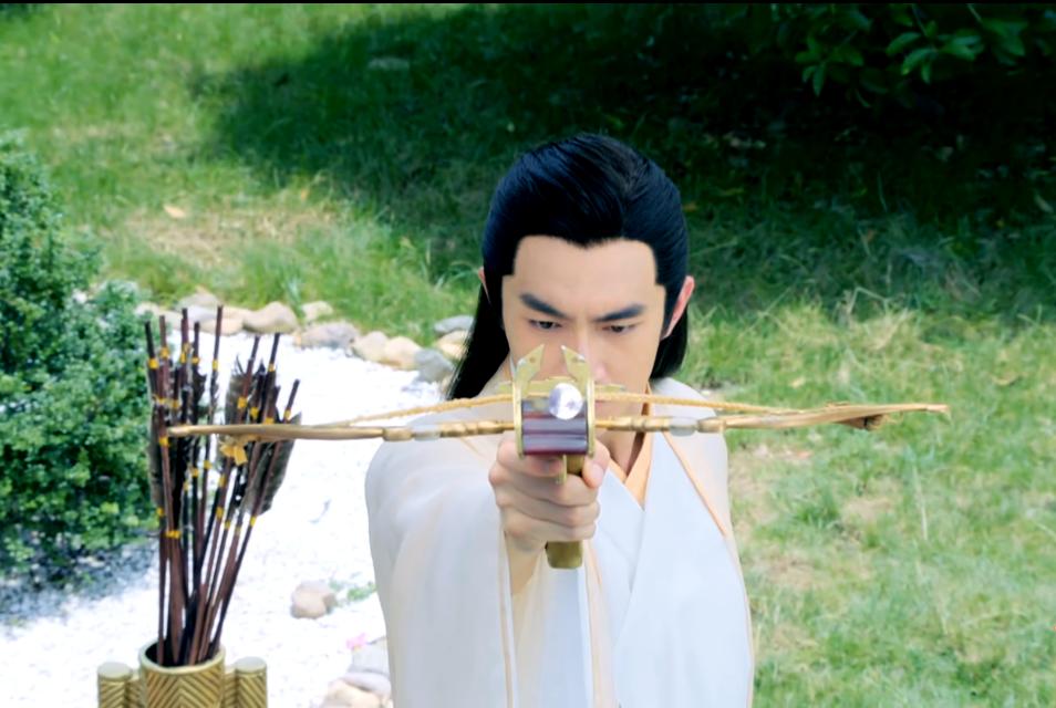 宇文玥教星儿射箭,宇文玥偷偷训练星儿精彩片段