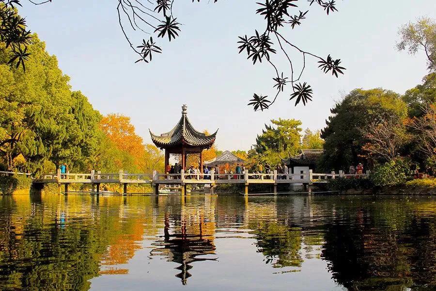 上海站到上海新国际博览中心地铁,上海地铁沿线景点排名