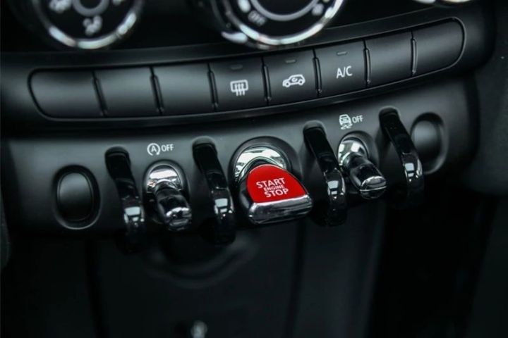 16万买进口“宝马”，前3年保养免费，不仅能撩妹，还倍有面儿