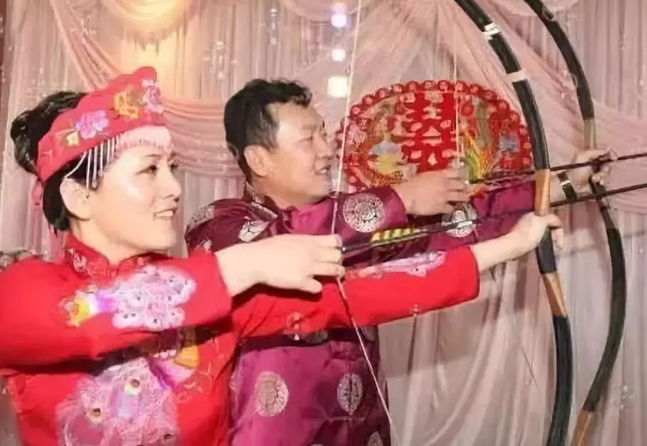 为什么看过*疆新**人的婚礼后，就都想结婚了？