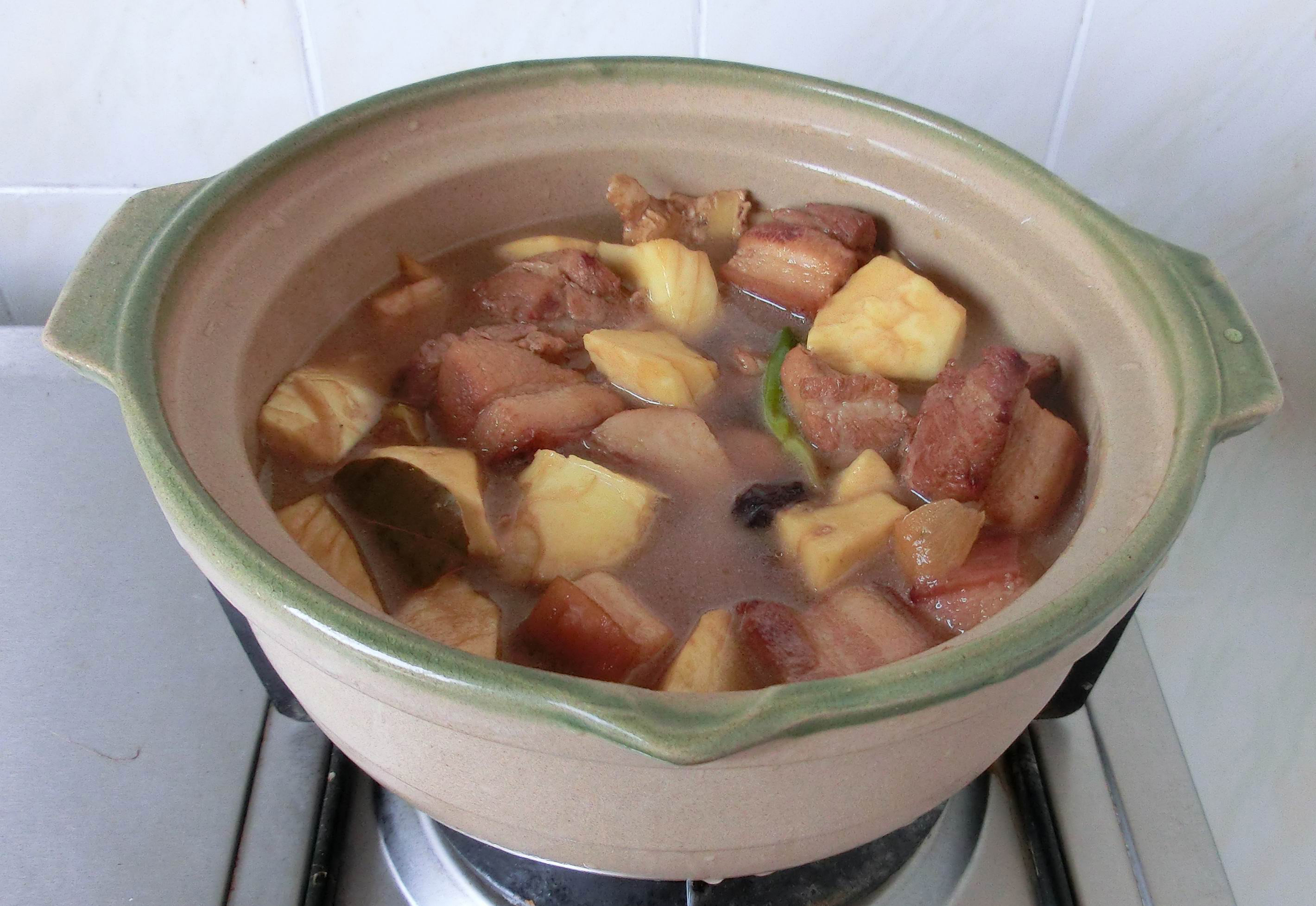 冬笋红烧肉冬笋什么时候下锅,冬笋红烧肉的家常做法窍门视频