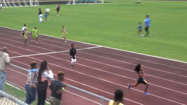 美国7岁男孩被誉为博尔特接班人百米13秒48打破美国同龄纪录
