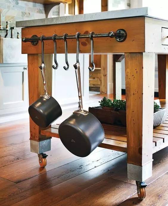 家庭实用锅具收纳方法视频,厨房大锅具收纳技巧