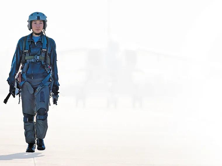 有梦想的飞行员,有梦想就有蓝天