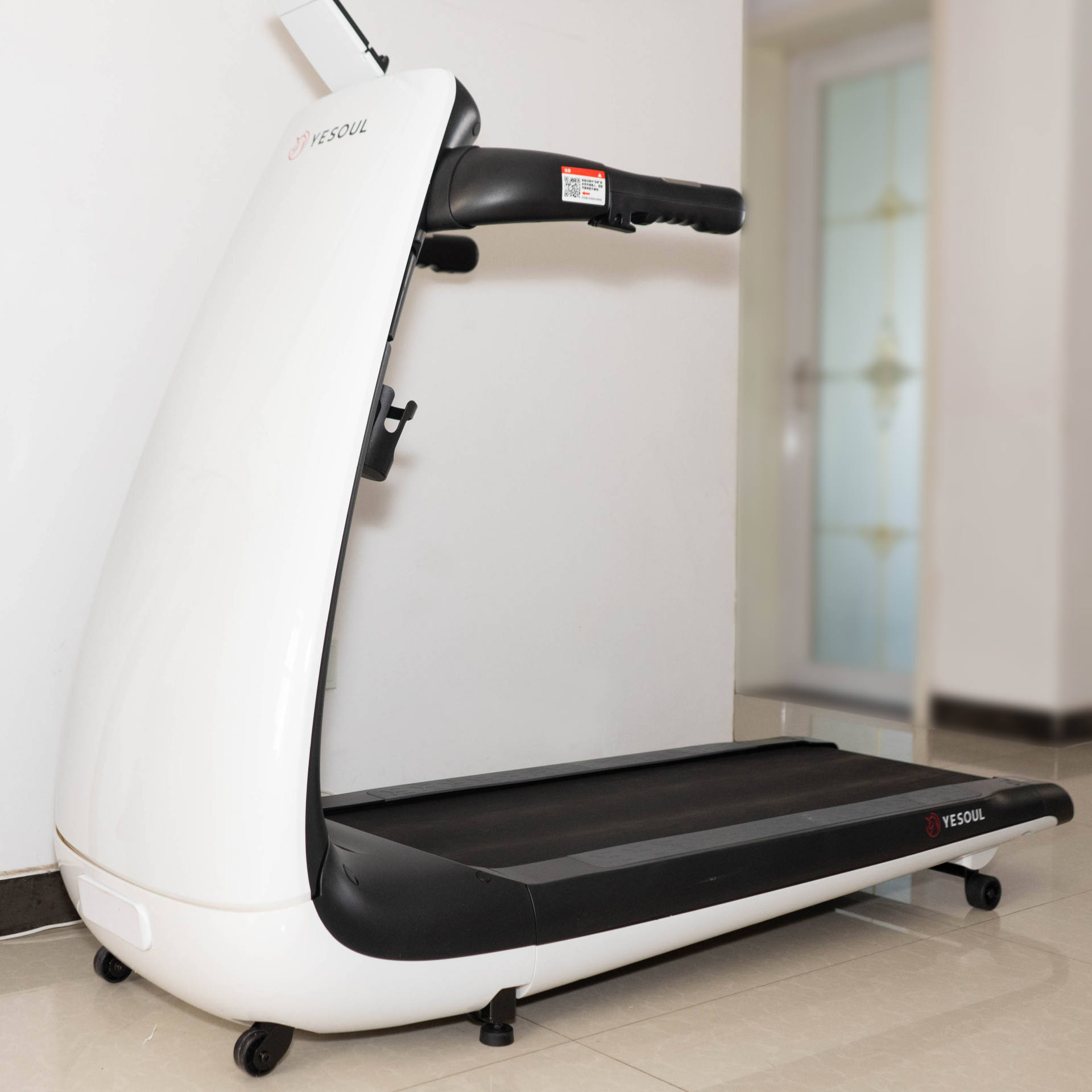 不用花钱在家也能健身跑步机,摩托艇跑步机