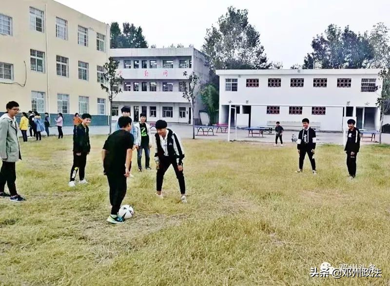 邓州特色教育学校,邓州足球特色学校