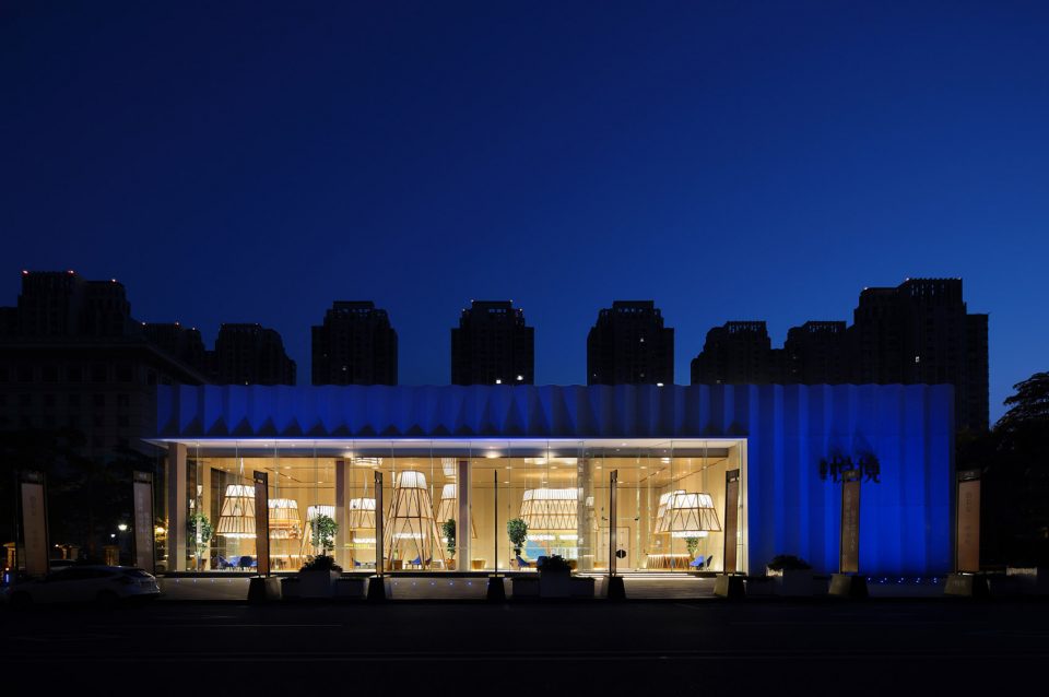 西式平面几何构造重塑当代梦境凉亭——长安鼎峰悦境营销中心