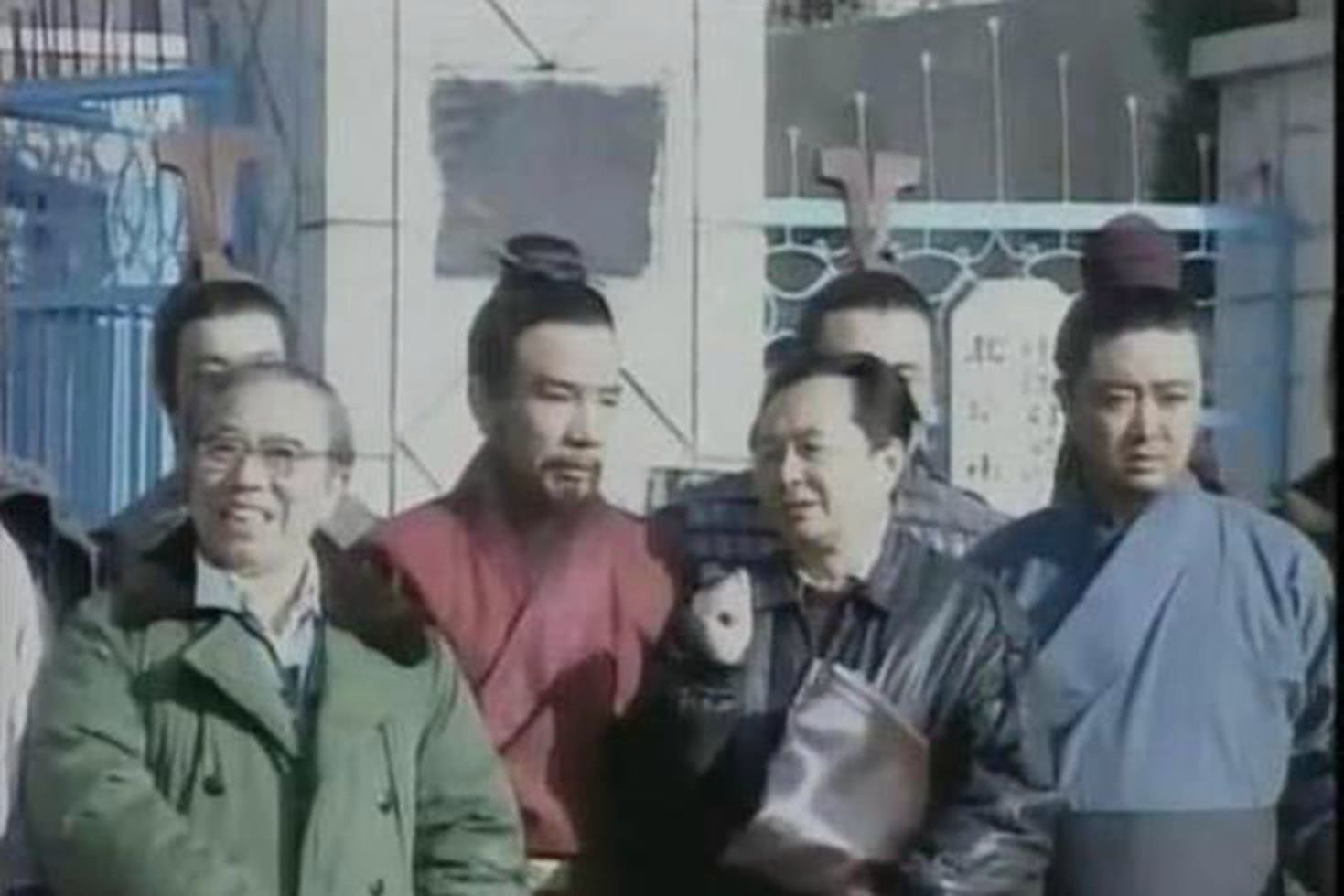 鲍国安三国演义拍摄幕后,鲍国安演曹操幕后