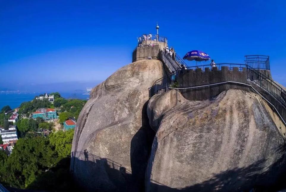 鼓浪屿日光岩菽庄花园别墅,厦门鼓浪屿菽庄花园景点讲解