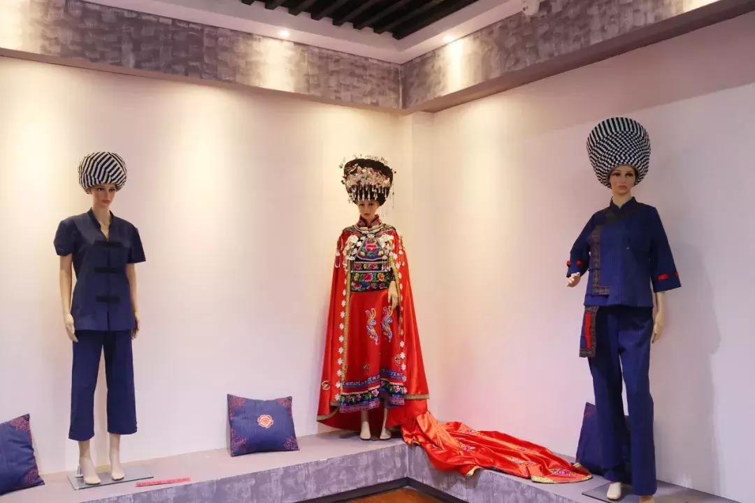 厉害了我们的新时代内容简介,松桃中等职业学校