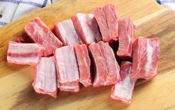 萝卜红烧排骨排骨软烂不柴的秘方,红烧排骨这样做味道鲜美软烂脱骨