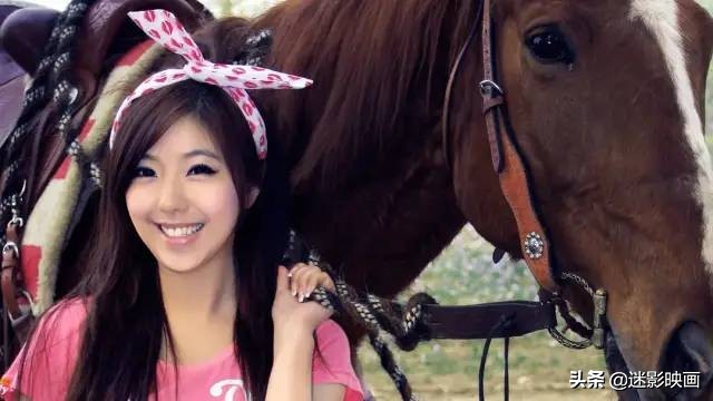 十年前的宅男女神，如今成烂片女王，网大鼻祖为何只剩卖“肉”？