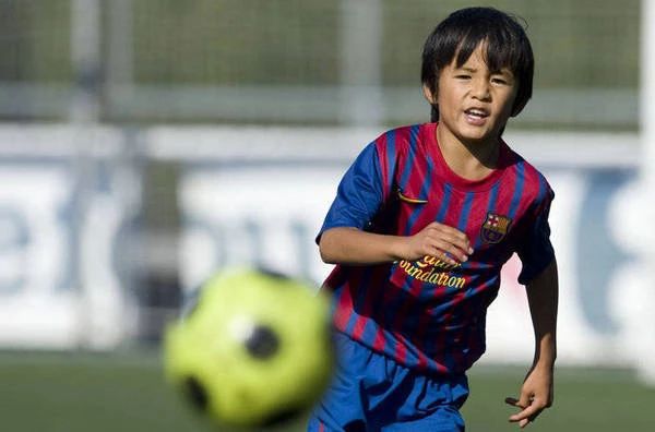 日本足球5-2阿根廷,日本队6-0阿根廷