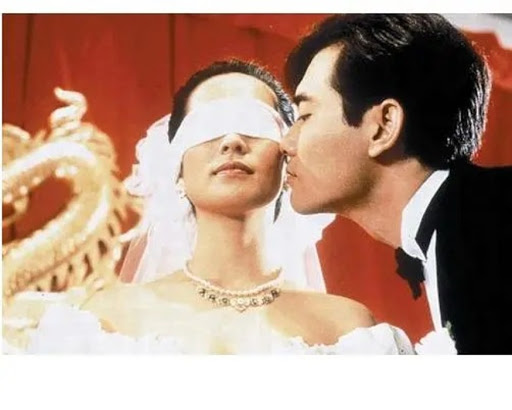 荒诞的《喜宴》，不羁的微微||为了绿卡，她做了同妻