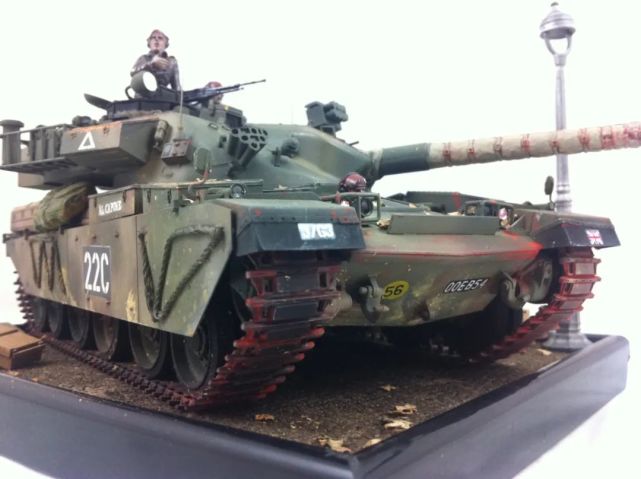 如何做逼真的坦克,怎么做坦克模型不要遥控