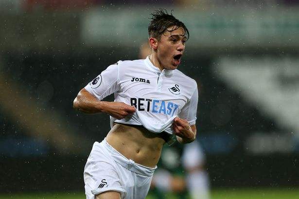 从惨遭英甲队解约，到跻身顶级豪门！这位足坛詹姆斯究竟何许人？