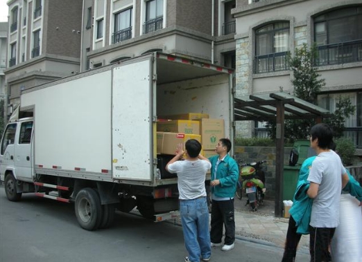 搬家下雨或者下雪是什么兆头,搬家时突然下雨什么预兆