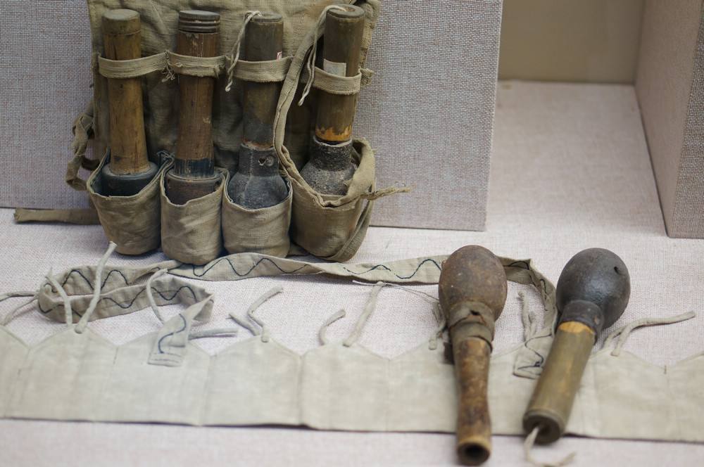 抗日剧中的抗日神器,抗日剧的道具