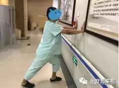 踝关节不稳的发生机制、康复训练及预防