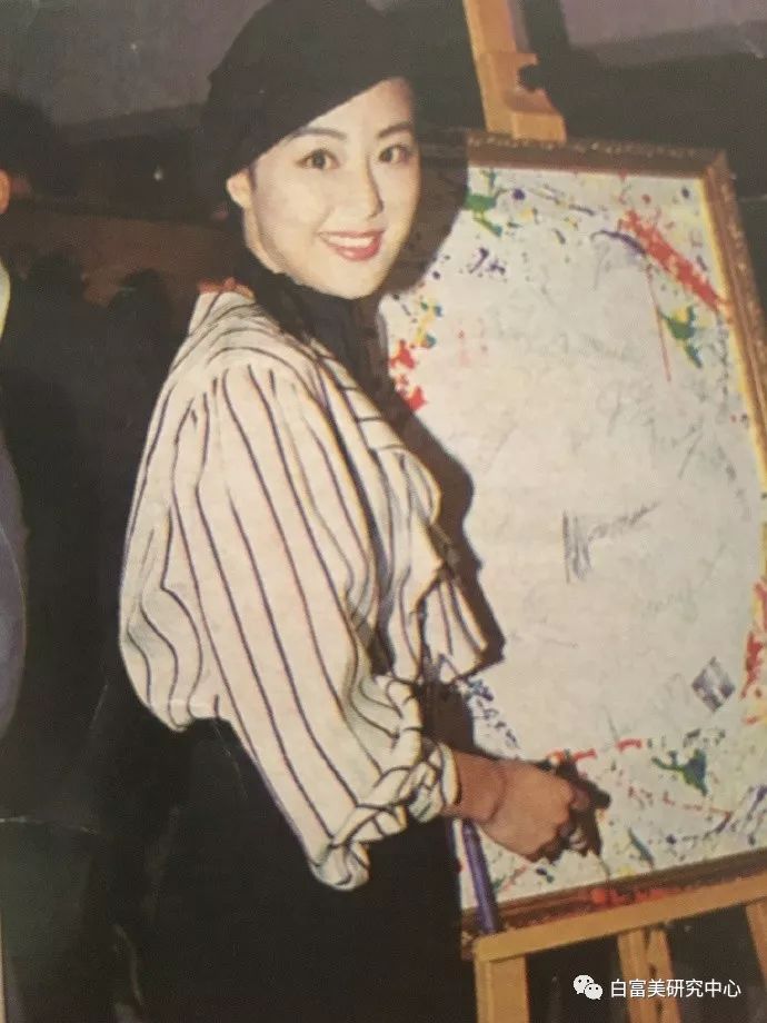 “败光”2位亿万富豪家产，名媛第一妖女，她是豪门最怕的女人