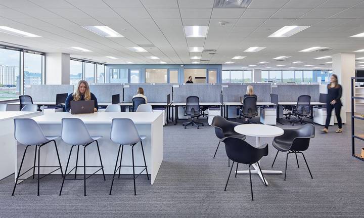 紫色妖娆软件公司Vanco布卢明顿时尚办公设计欣赏