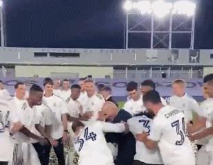 皇马教练齐达内天下足球,皇马天选之子