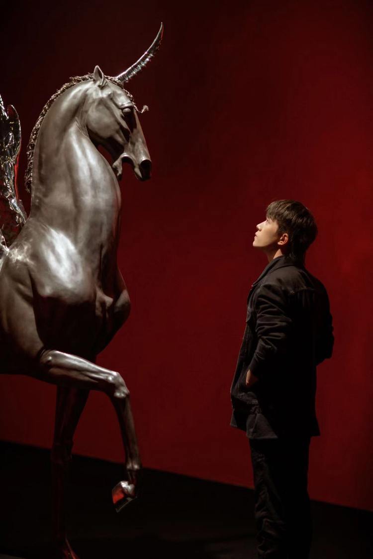 易烊千玺iadoreyou歌词,易烊千玺乐评