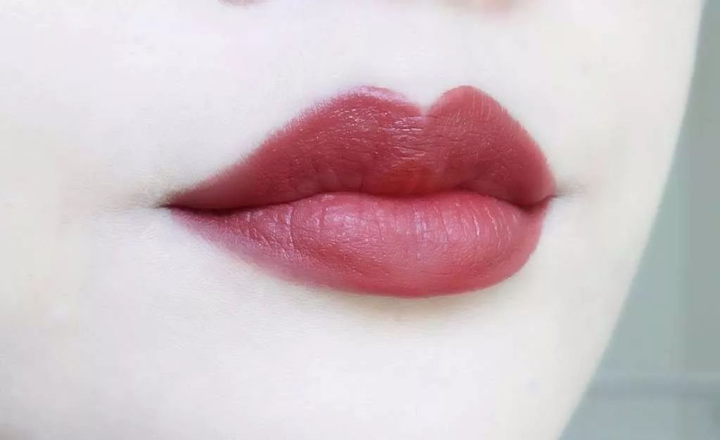 奇葩口红色号居然挺好看,奇葩口红色号叠涂