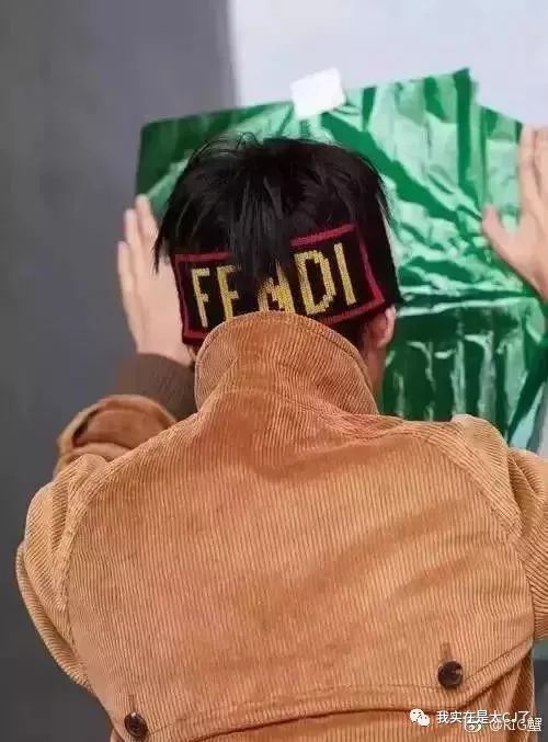 这才是成熟男人的pose,经典的pose男