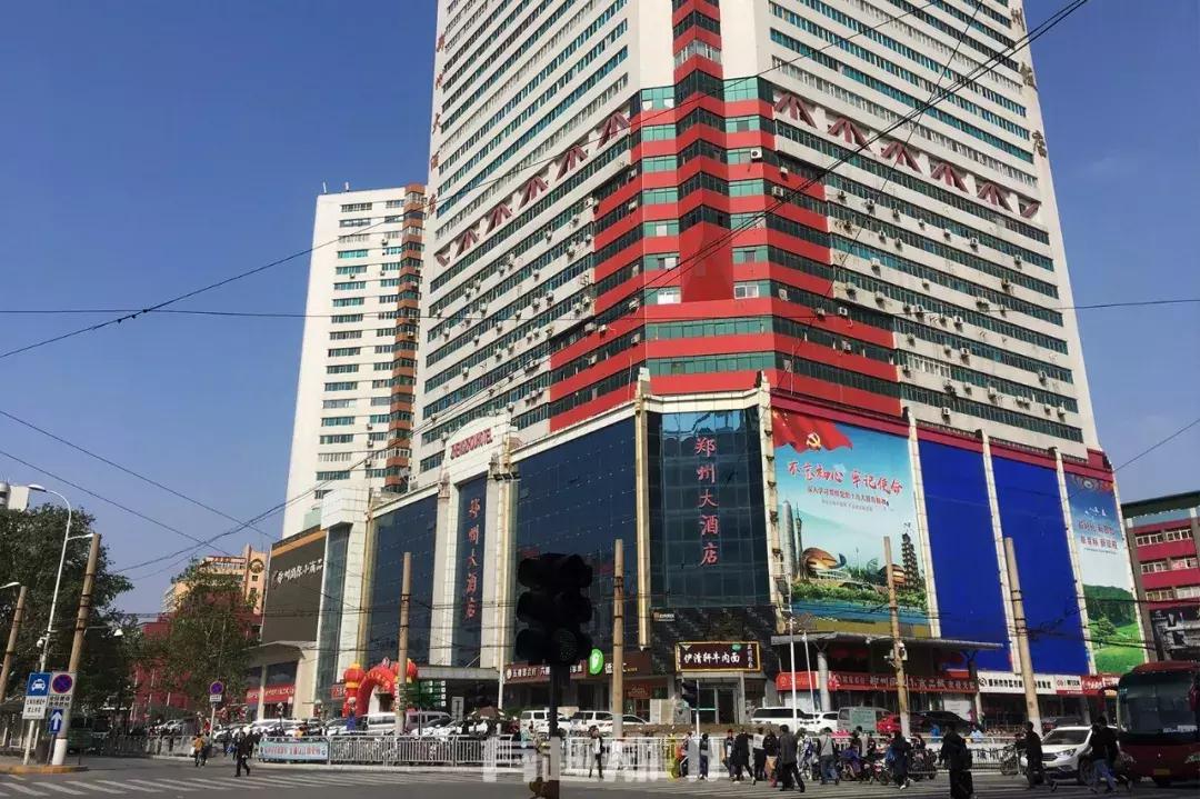 活在郑州|租不出去的房子，安放不下的青春