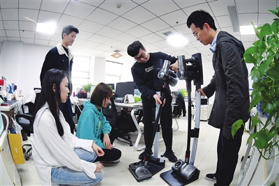 嘉世达机器人体验店,嘉世达机器人