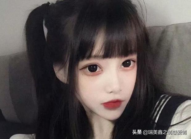 女人爱你真的会做这三件事,女人是感性的以感情为主