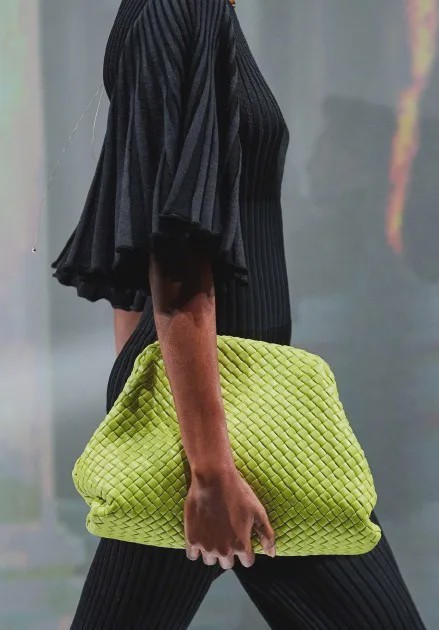 时装周朋友圈,时装周米兰2022