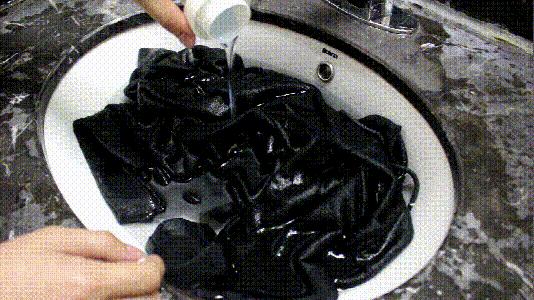 李维斯联名卫衣,李维斯联名小熊卫衣