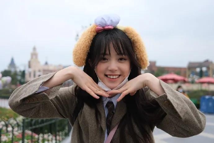 塌鼻梁低三根如何变成高鼻梁,鼻梁低怎么弄才好看