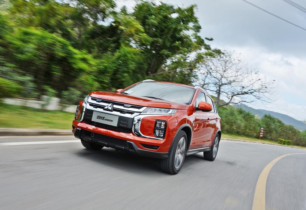 劲炫动力配置,劲炫1.6和2.0哪个省油