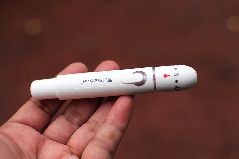 三诺手机血糖尿酸测试仪,spug血糖尿酸测试仪