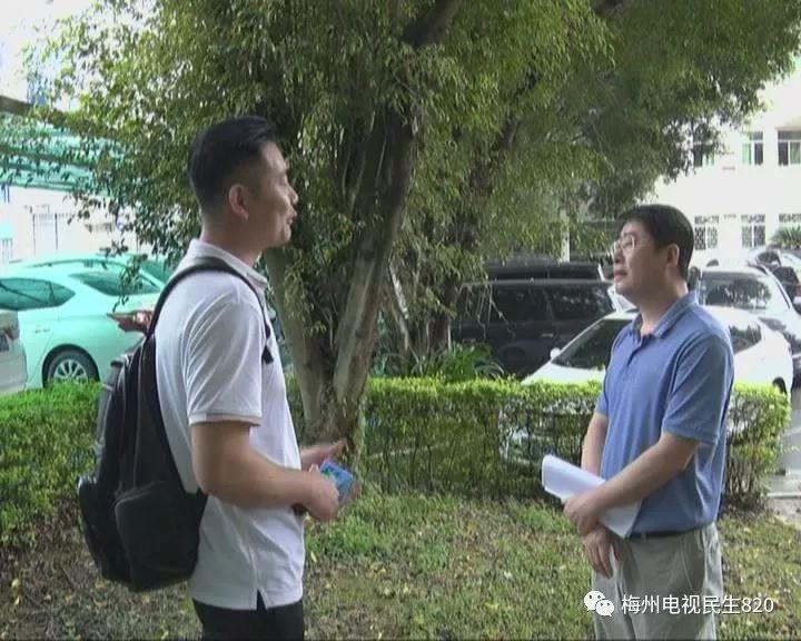 中考女生800米违规可以申请重考吗,女生不满体考成绩大闹考场