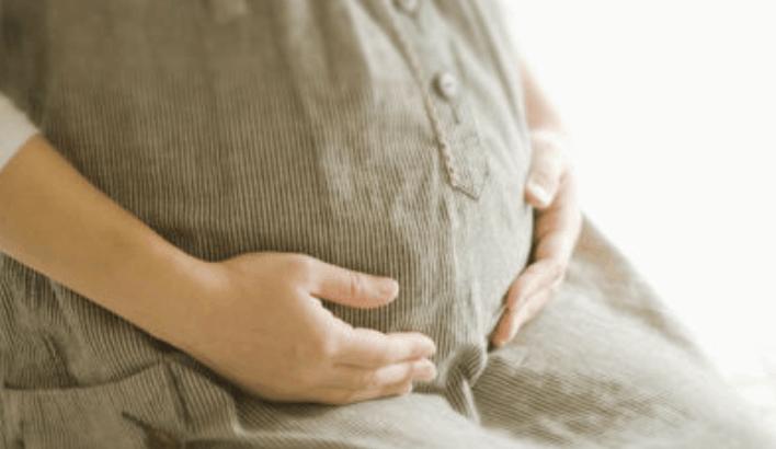 年轻妈妈顺产剖腹产亲身经历,顺产or剖腹产的感受